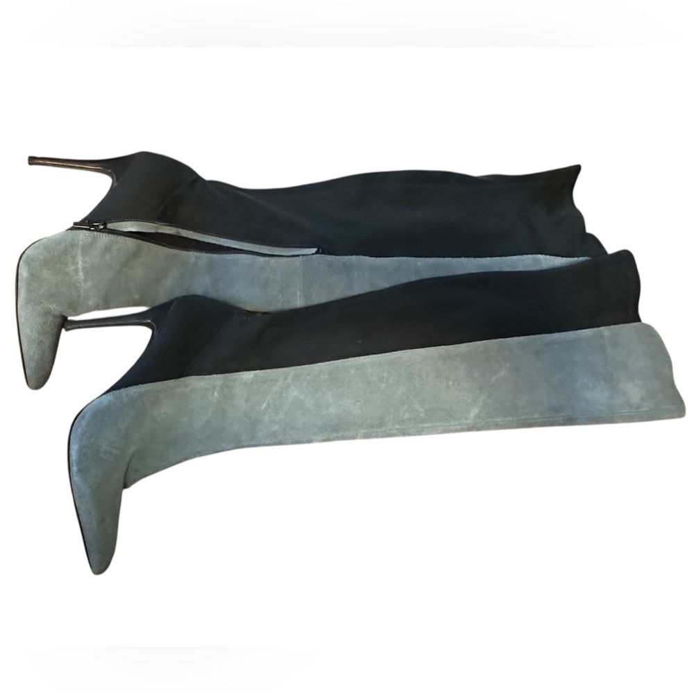 Charles David | Grey Suede & Black Neoprene‎ Over-the-Knee Boots, 8 - Picture 4 of 14